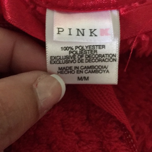 Pink K polyester robe. Like new - Picture 5 of 5